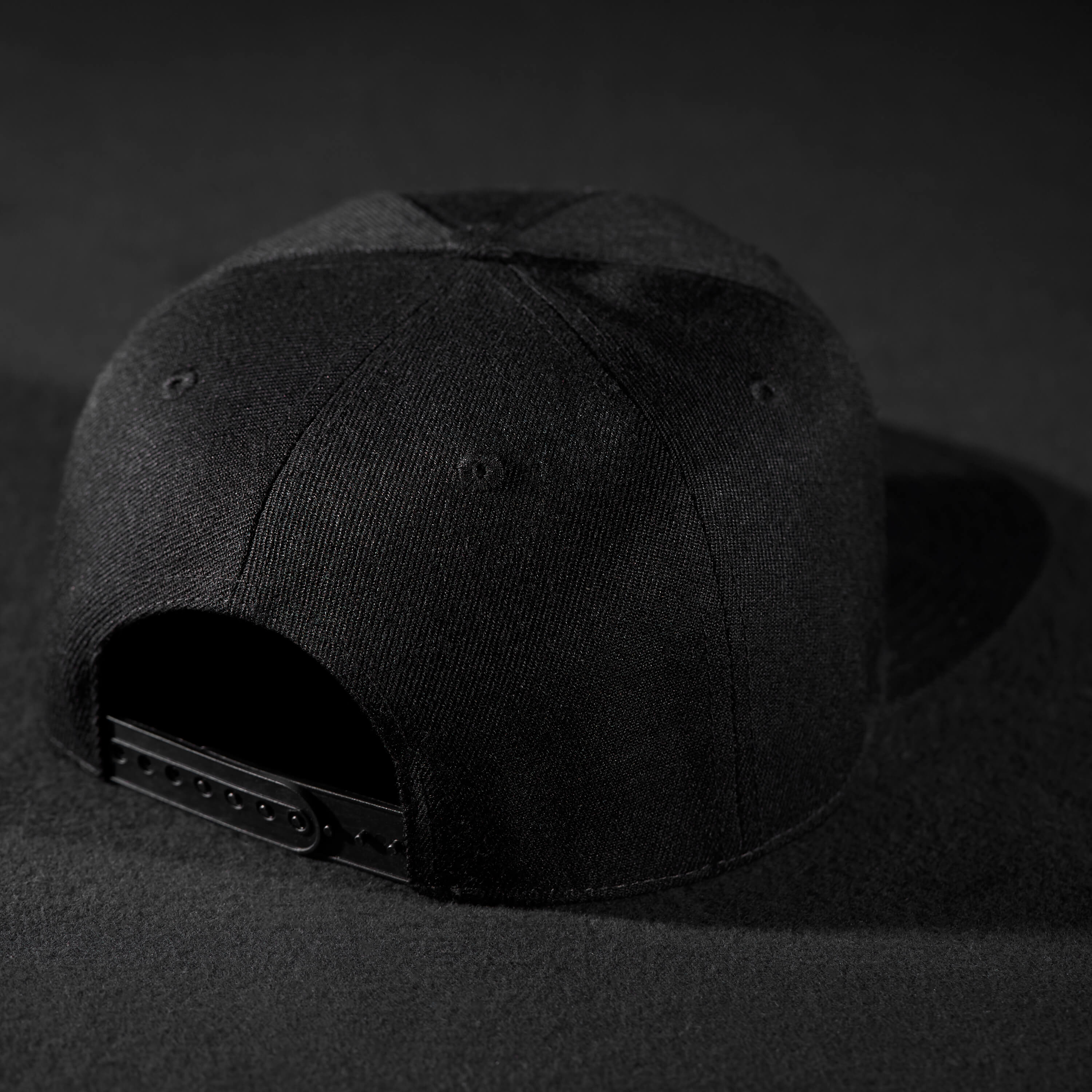 Snapback Cap - Black & Pink