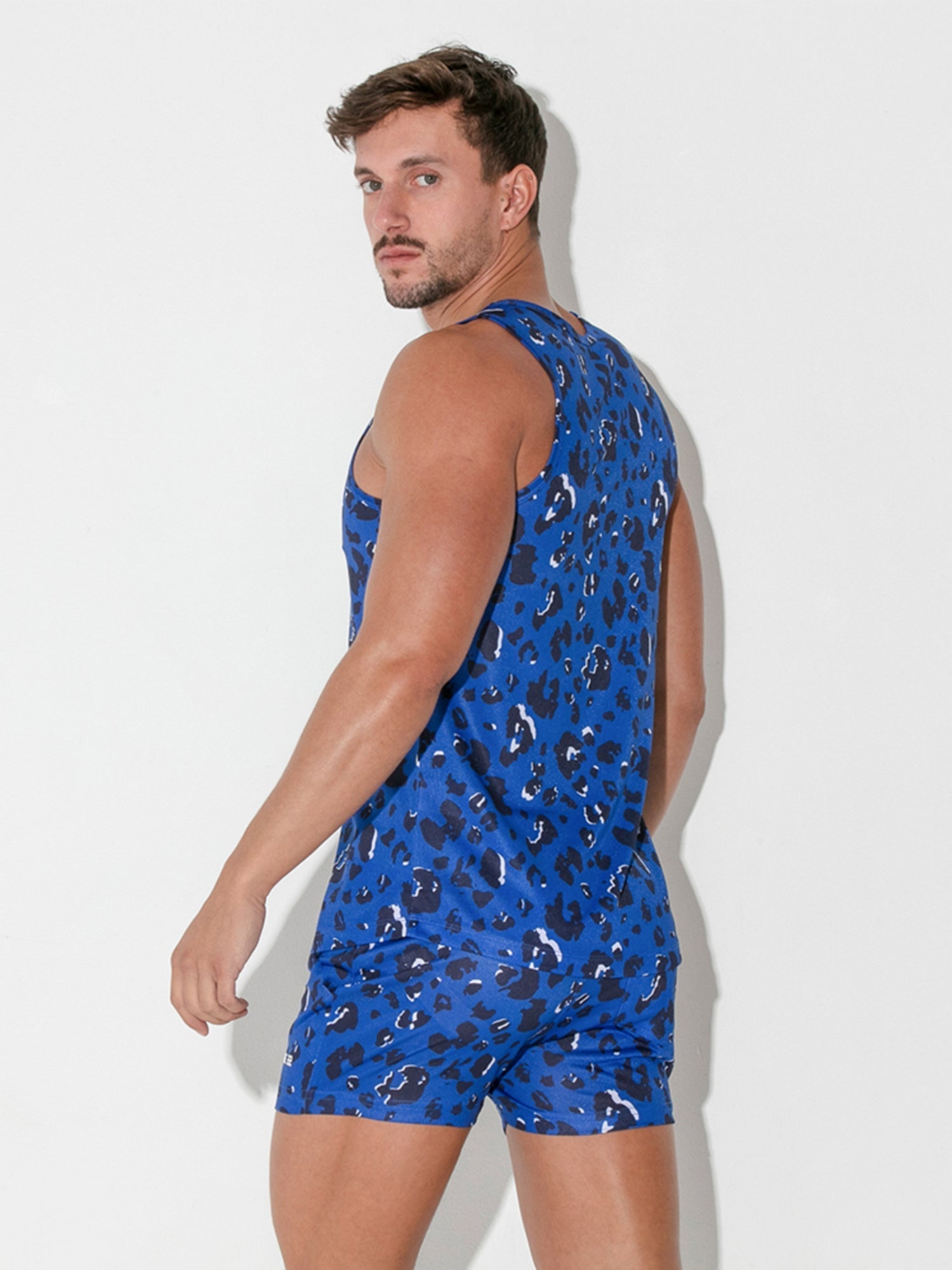CODE 22 VIVID TANK TOP Blue - 9625 - noodosz CODE 22 VIVID TANK TOP Blue  - 9625 Code 22 Kleidung & Accessoires:Herren:Herrenmode:Shirts & Hemden:T-Shirts nudosz.myshopify.com