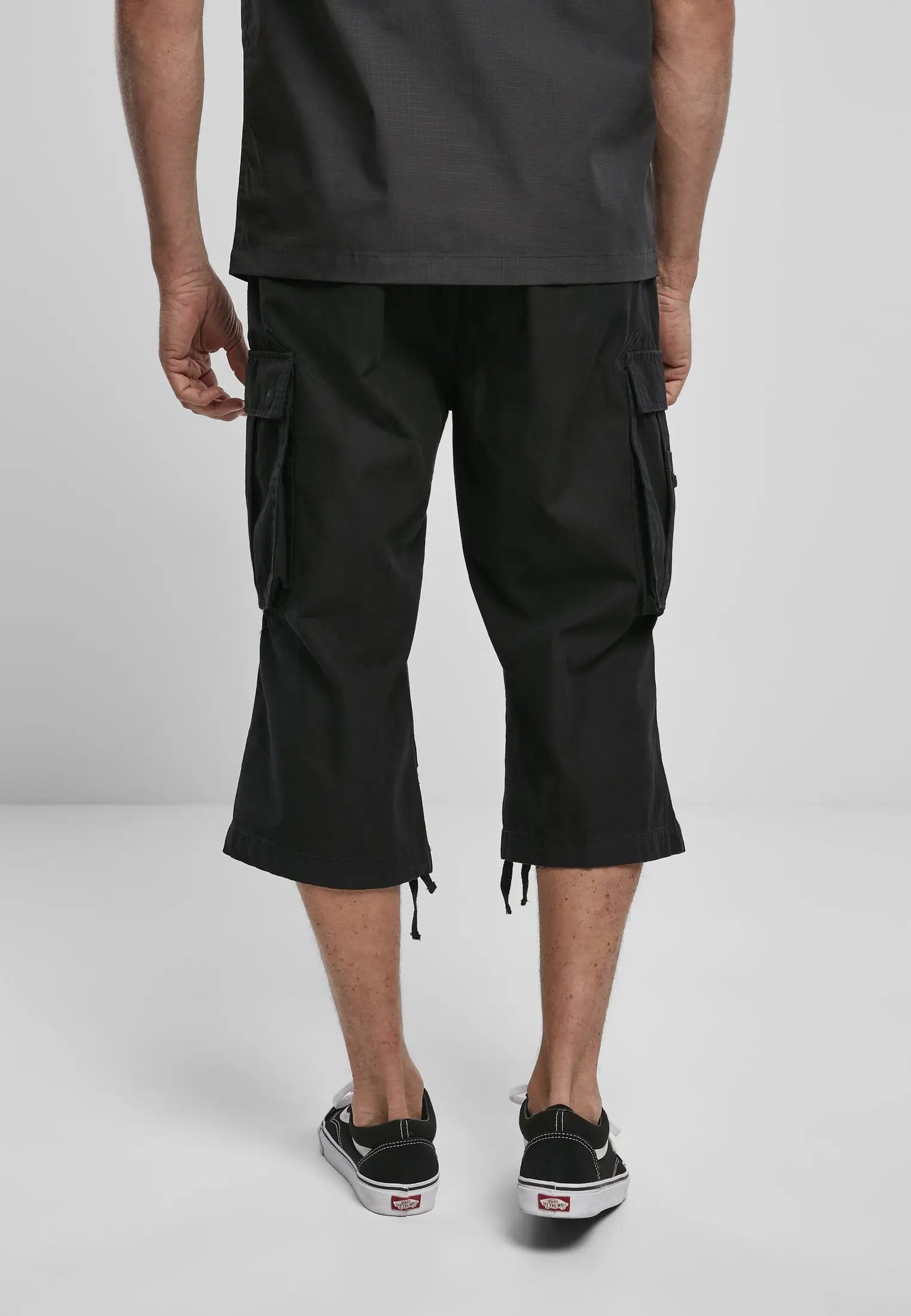 Industry 3/4 Cargo Shorts