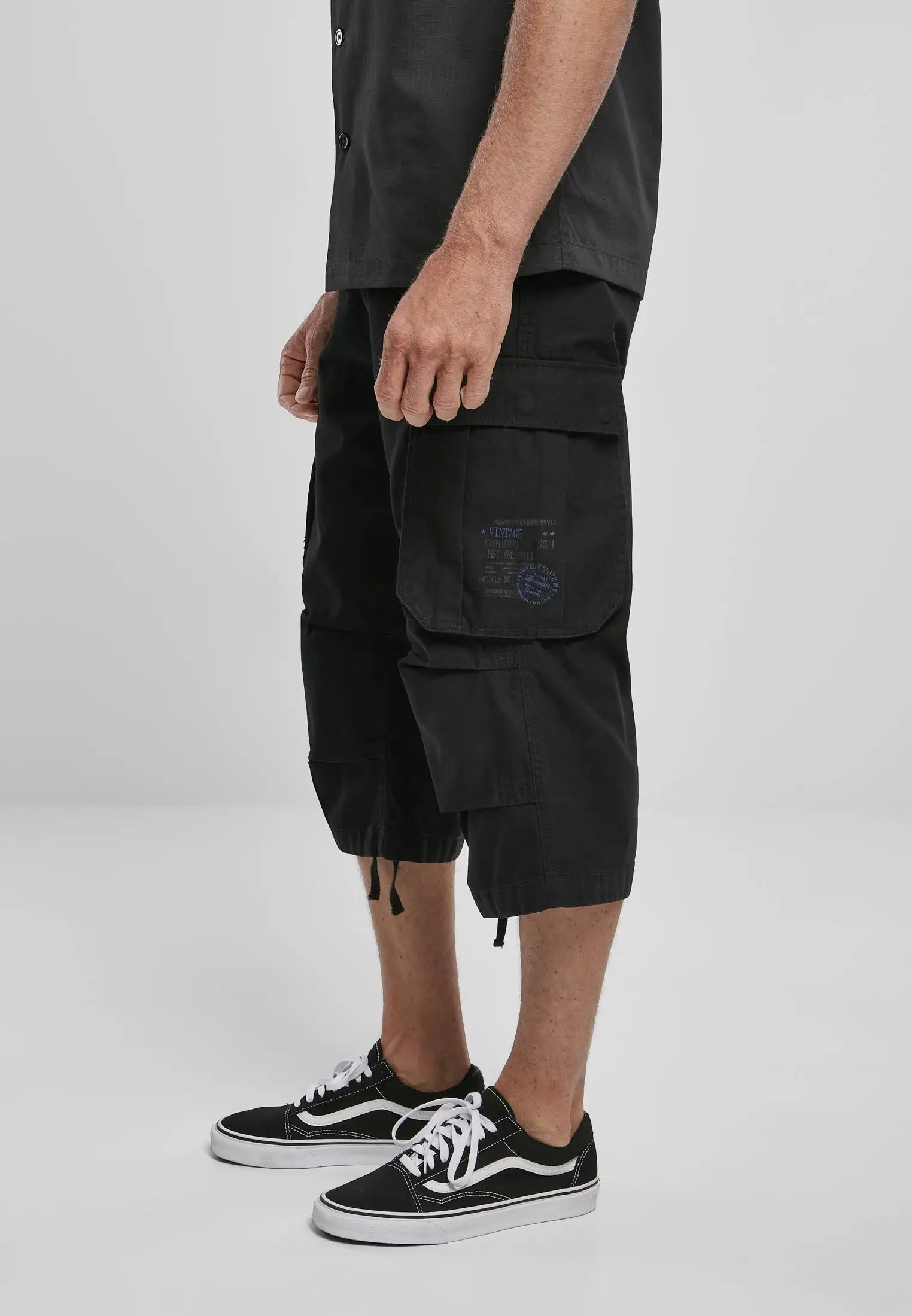 Industry 3/4 Cargo Shorts