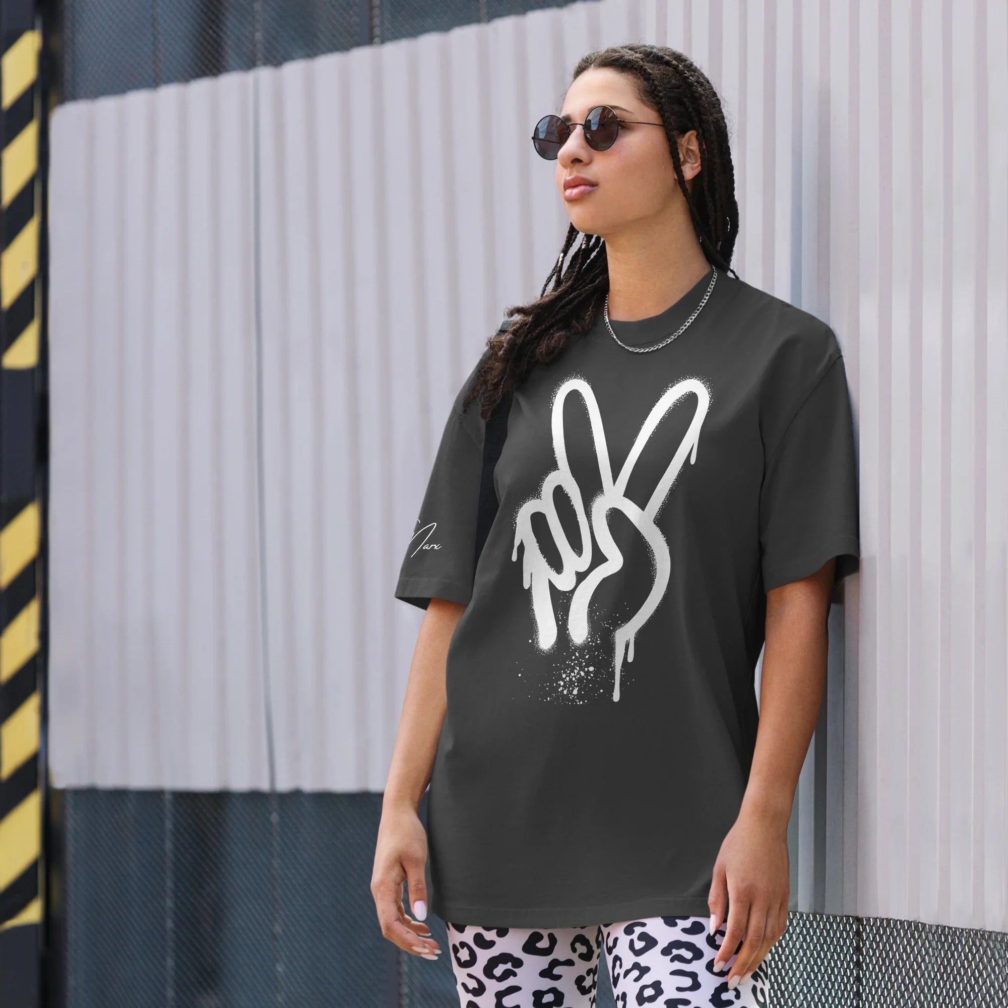 Oversized T-Shirt "Spray Peace"