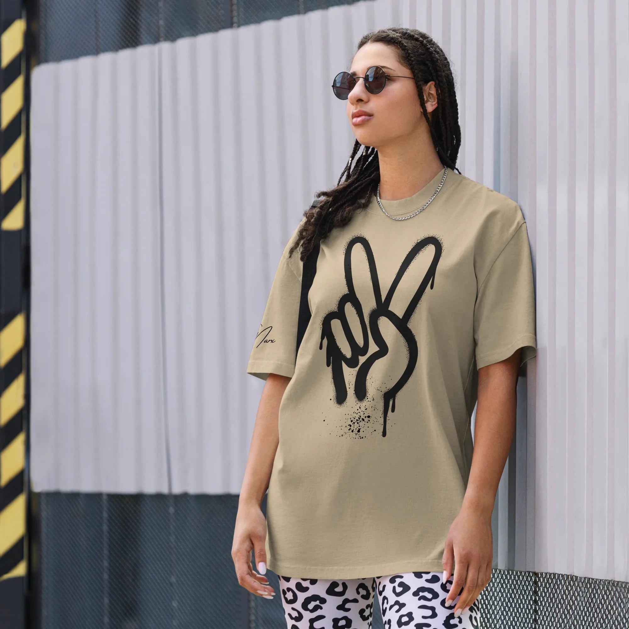 Oversized T-Shirt "Spray Peace"